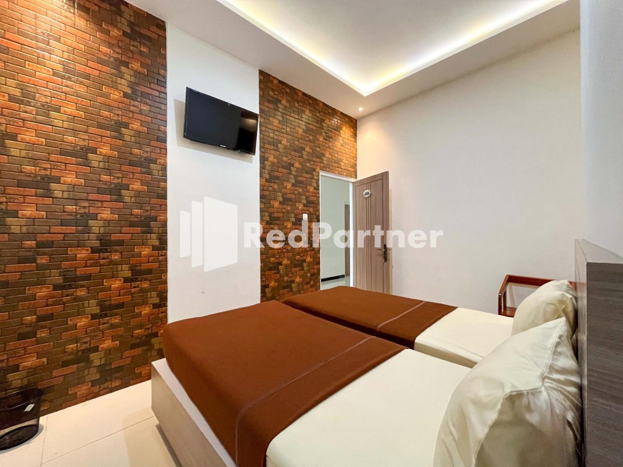 Griya Borobudur Malang Syariah Redpartner Blimbing  Екстериор снимка