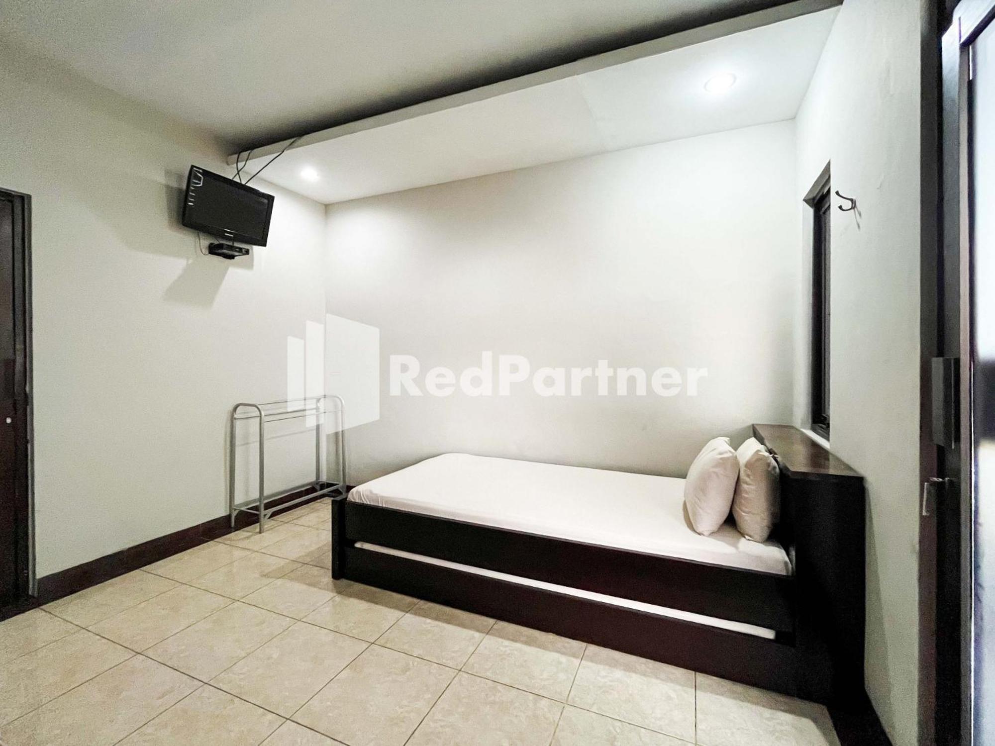 Griya Borobudur Malang Syariah Redpartner Blimbing  Екстериор снимка